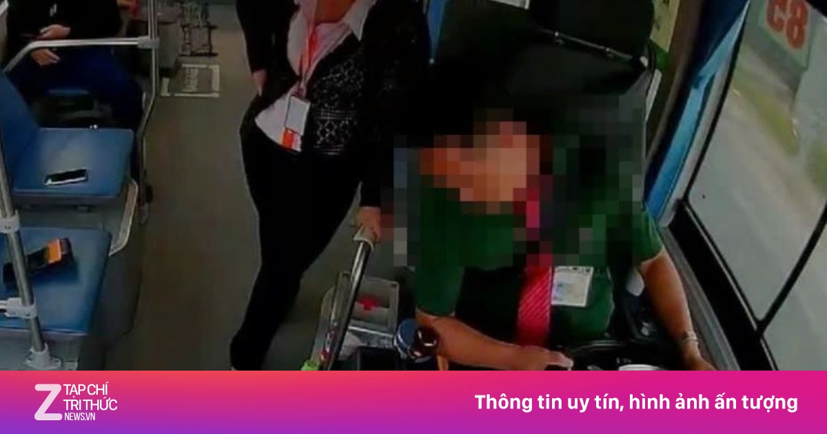 Tài Xế Xe Buýt Đột Quỵ Giữa Đường: Khoảnh Khắc Sinh Tử và Lòng Dũng Cảm Thầm Lặng