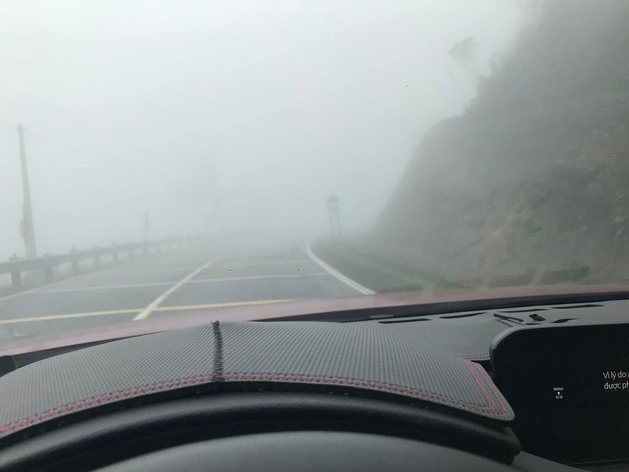 B&iacute; quyết l&aacute;i xe đường d&agrave;i an to&agrave;n dịp Tết 2026 cho người mới - Ảnh 4